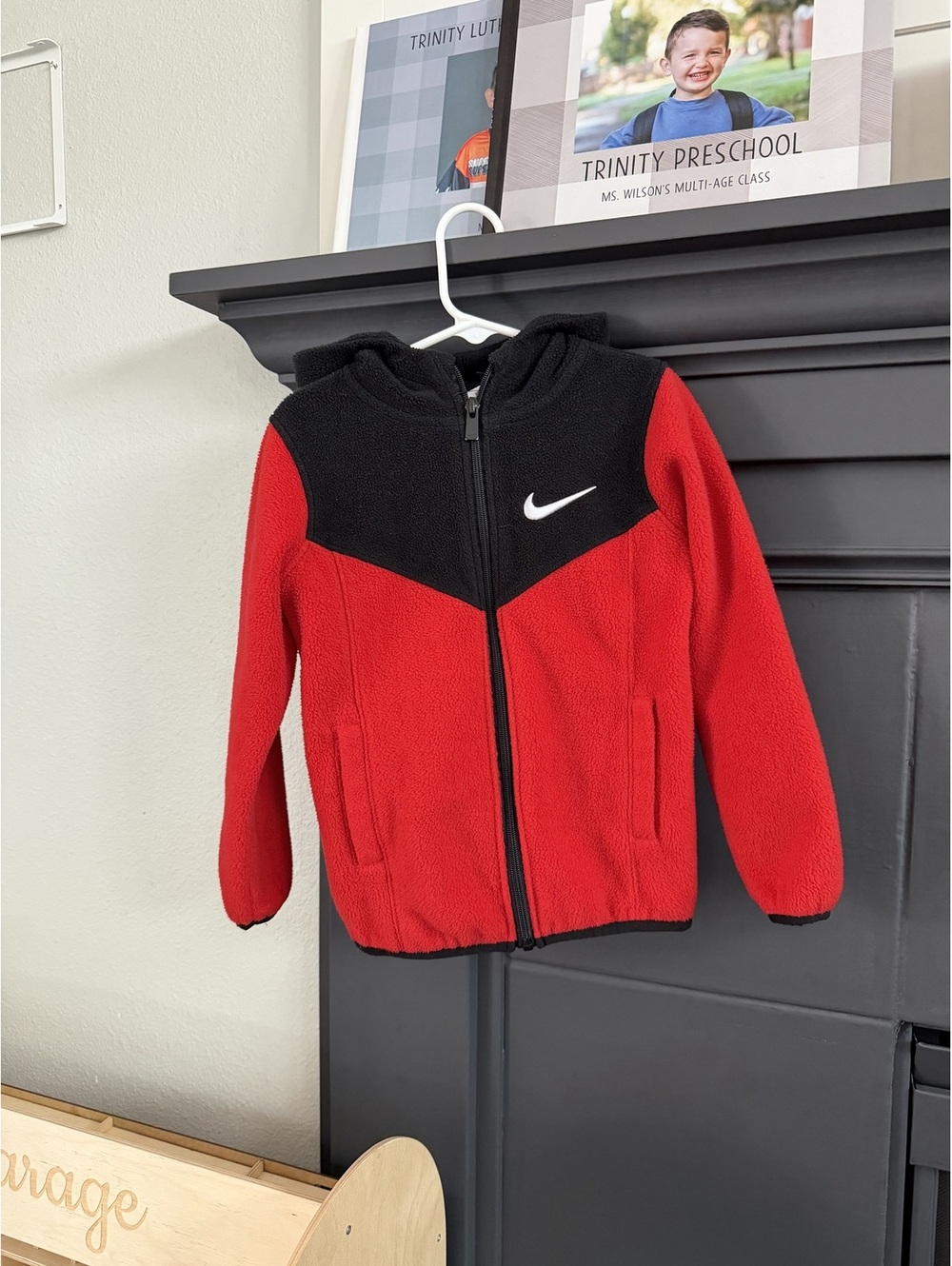 Nike boys size 4 jacket